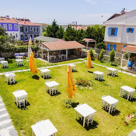 Limonata Ex Vina Garden 호텔 보즈자아다